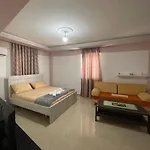 Eveline Rooms